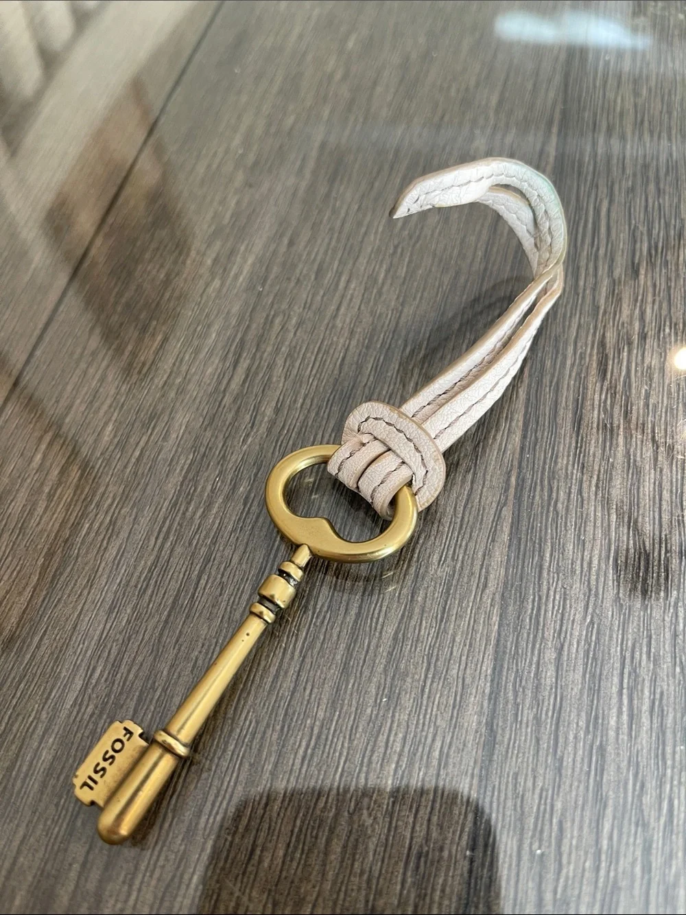 Fossil Brass Key Replacement Strap Key Charm Purse Keychain Fob Hangtag Offwhite